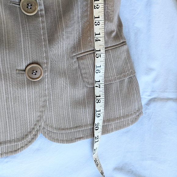 Like new BCBG MaxAzria double layer blazer size XXS - Picture 6 of 12